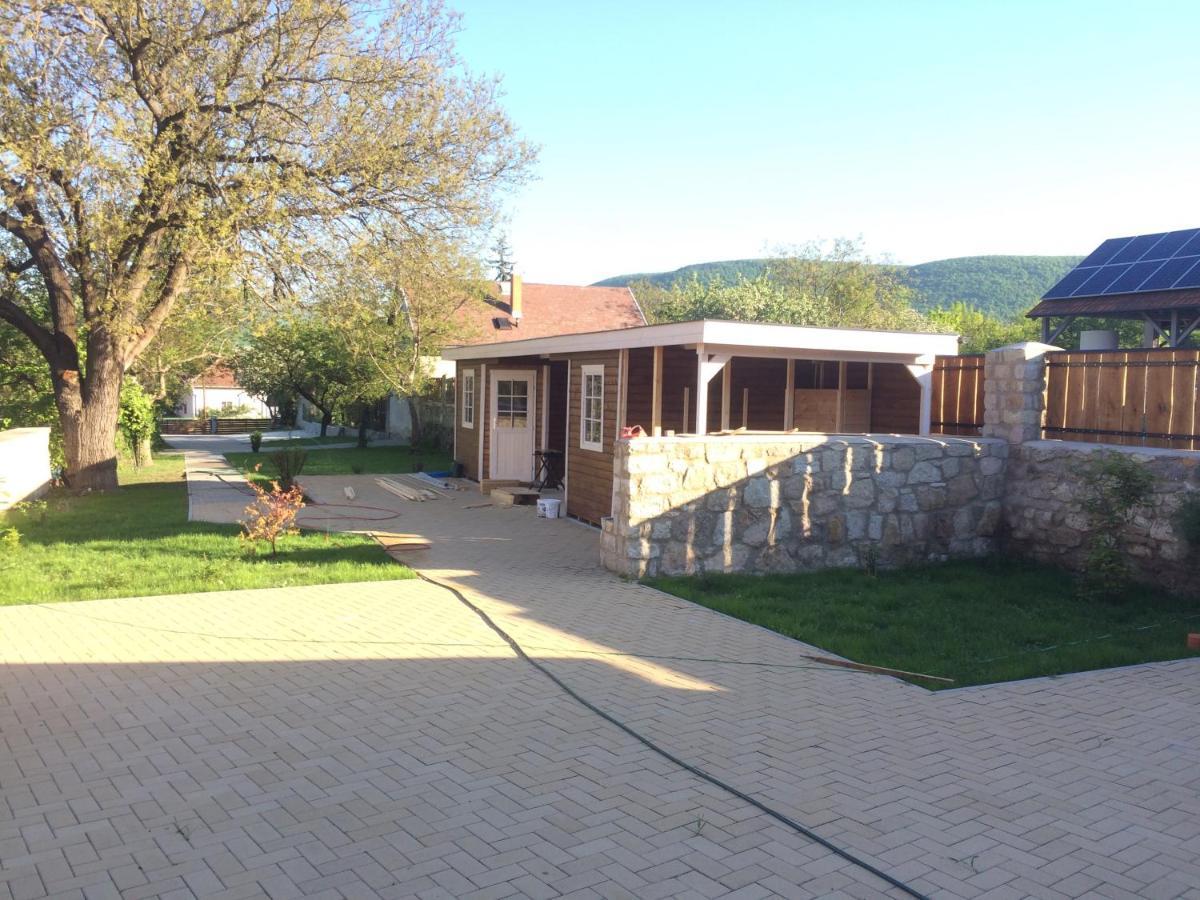 Bed and Breakfast Preselo Pinceszet Es Vendeghaz Ердобеньє Екстер'єр фото