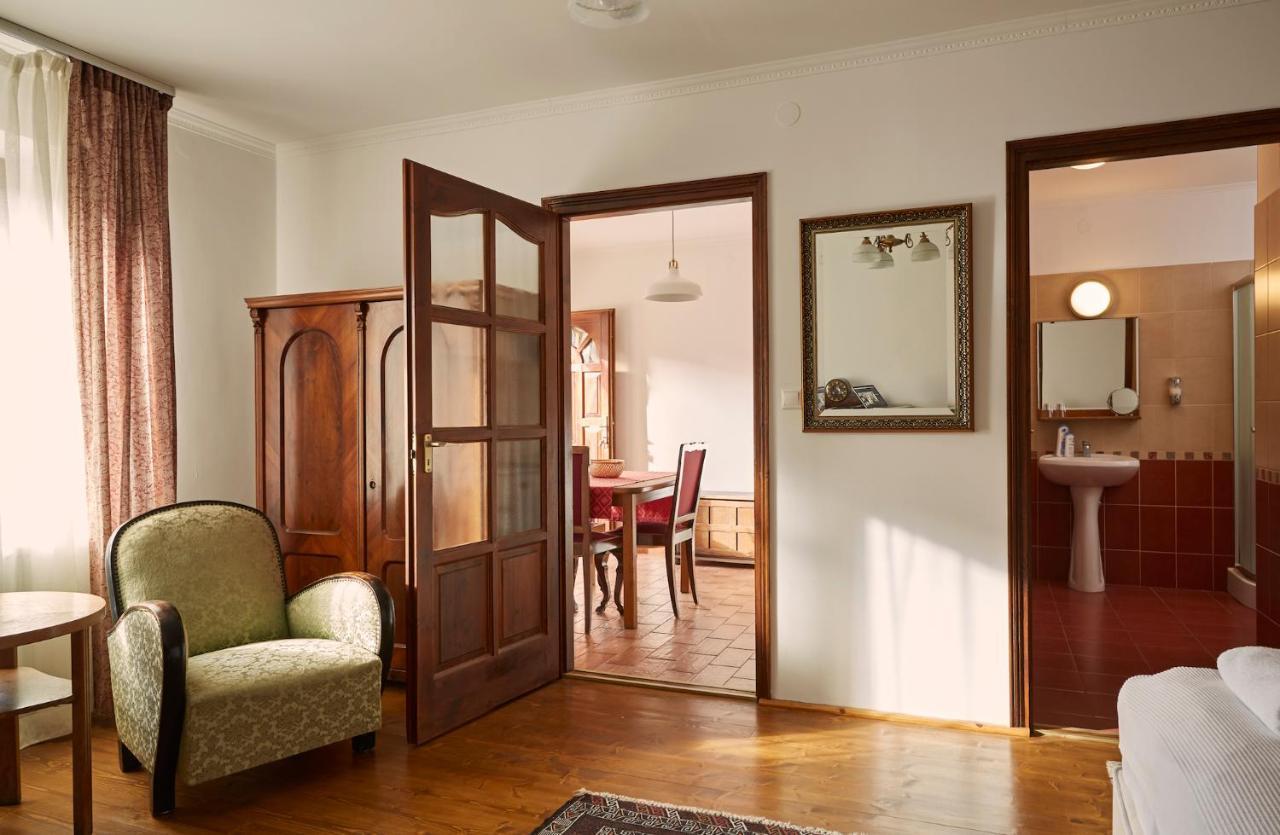 Bed and Breakfast Preselo Pinceszet Es Vendeghaz Ердобеньє Екстер'єр фото