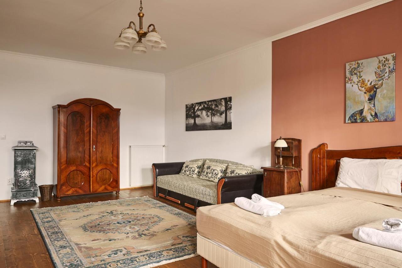 Bed and Breakfast Preselo Pinceszet Es Vendeghaz Ердобеньє Екстер'єр фото