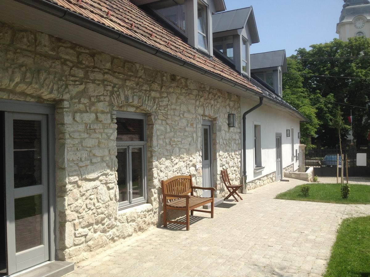Bed and Breakfast Preselo Pinceszet Es Vendeghaz Ердобеньє Екстер'єр фото